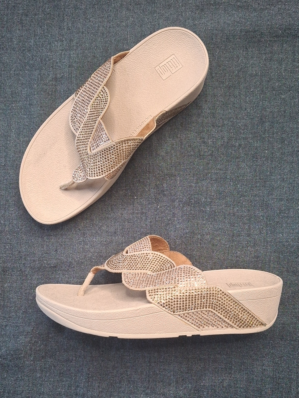 Fitflop Women's Tan Rhinestone Wedge Thong Sandals